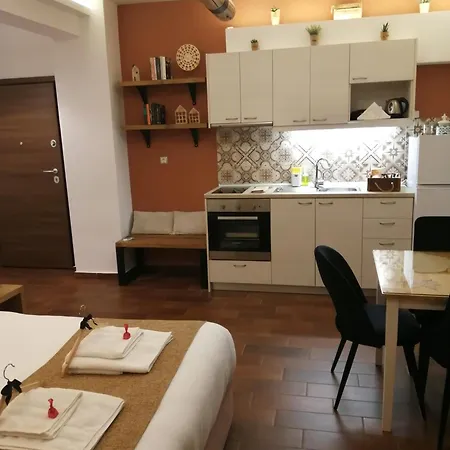 Apartmán Rest On The Pedestrian Street Kalavryta Exteriér fotografie